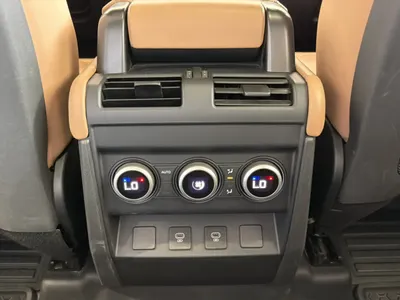 2025 لاند روفر ديفيندر اكس 110