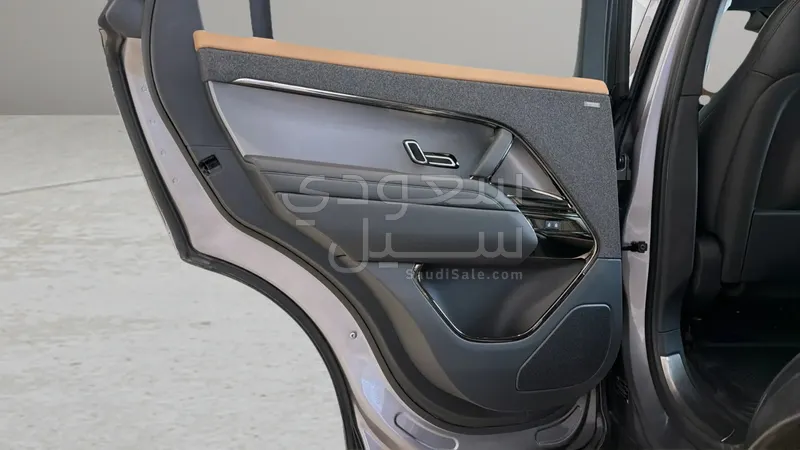 2024 لاند روفر رينج روفر سبورت اتش اس اي