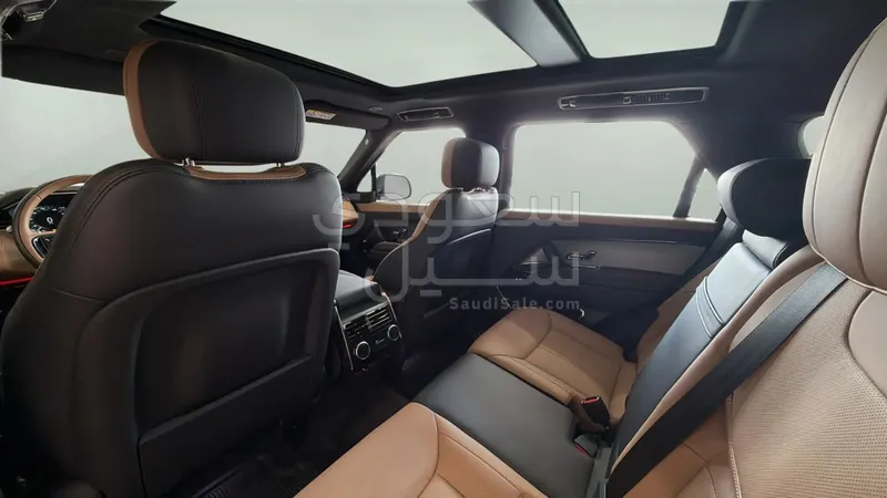 2024 لاند روفر رينج روفر سبورت اتش اس اي