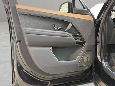 2025 لاند روفر رينج روفر سبورت اوتوبيوجرافي