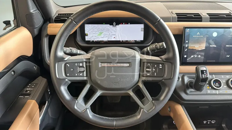 2025 لاند روفر ديفيندر 90