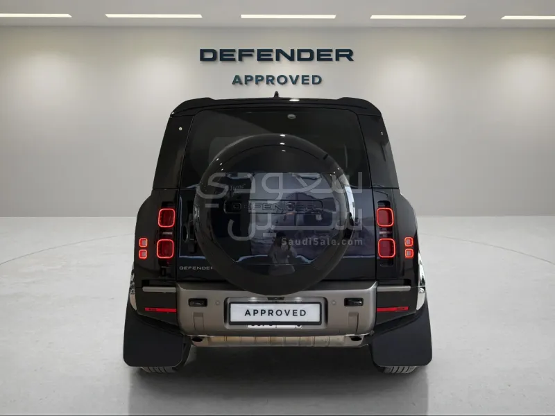 2025 لاند روفر ديفيندر 90