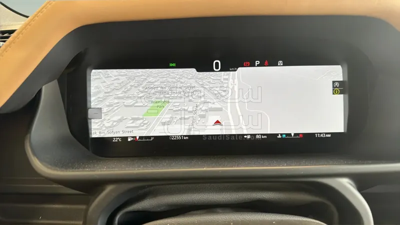 2025 لاند روفر ديفيندر 90