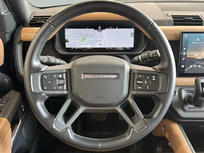 2025 لاند روفر ديفيندر 90