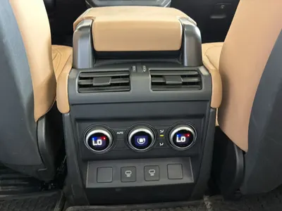 2025 لاند روفر ديفيندر 90