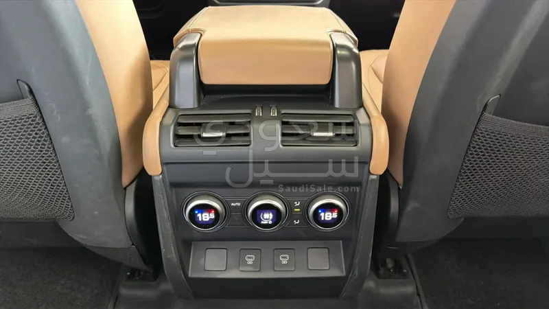 2025 لاند روفر ديفيندر 130 اكس