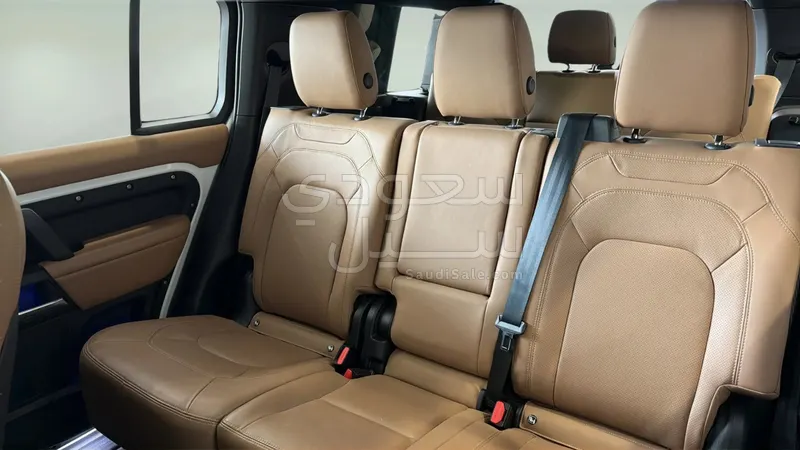 2025 لاند روفر ديفيندر 130 اكس