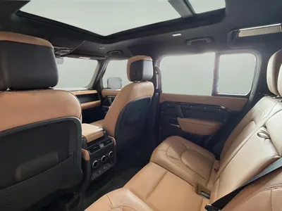 2025 لاند روفر ديفيندر اكس 110