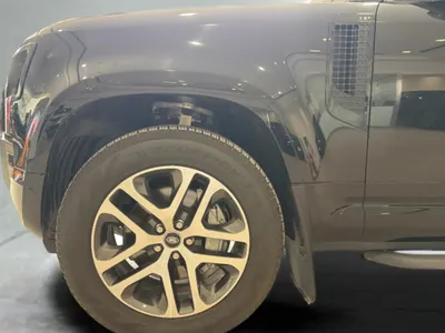 2025 لاند روفر ديفيندر اكس 110