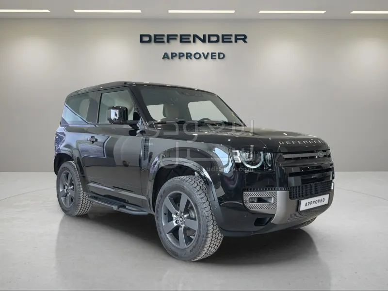 2025 لاند روفر ديفيندر 90
