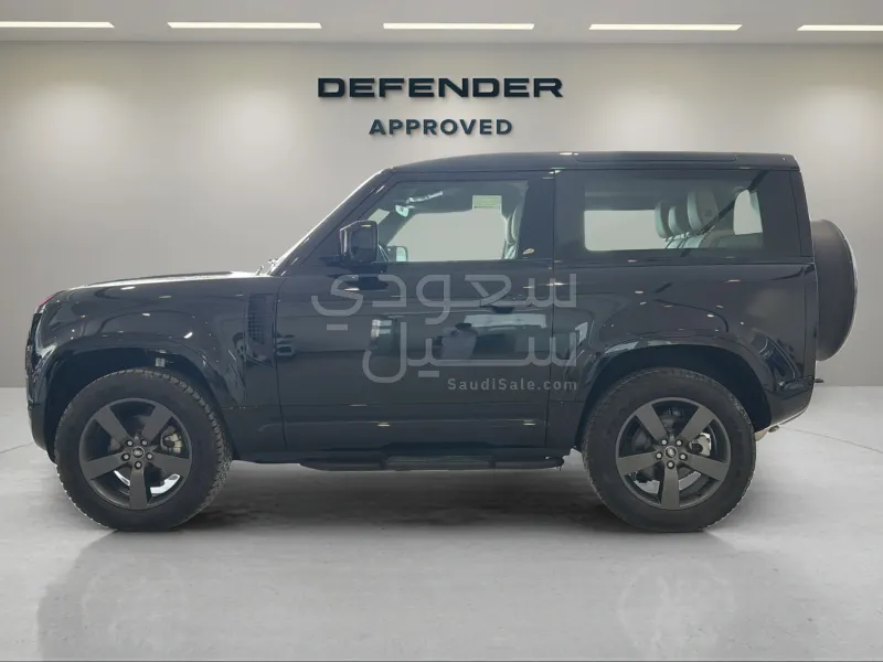 2025 لاند روفر ديفيندر 90