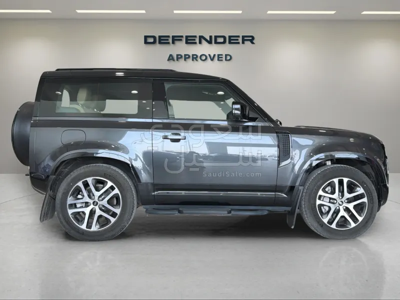 2025 لاند روفر ديفيندر 90