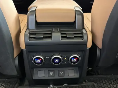 2025 لاند روفر ديفيندر 90