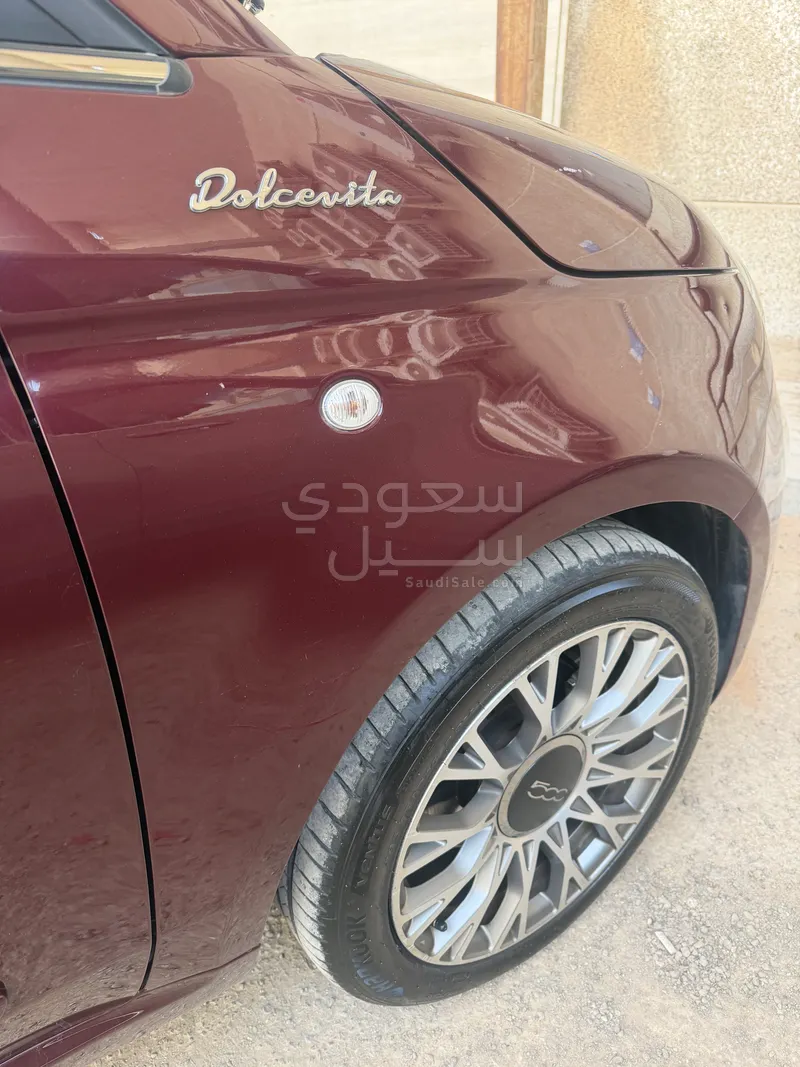 2022 فيات 500 دولتشي فيتا