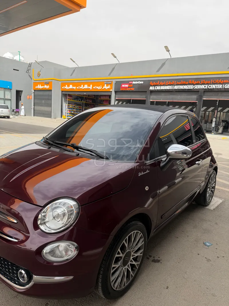 2022 فيات 500 دولتشي فيتا