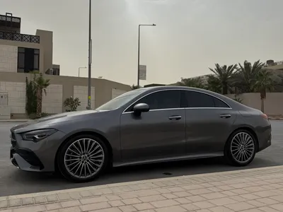 2025 مرسيدس - بنز سي إل أي 200