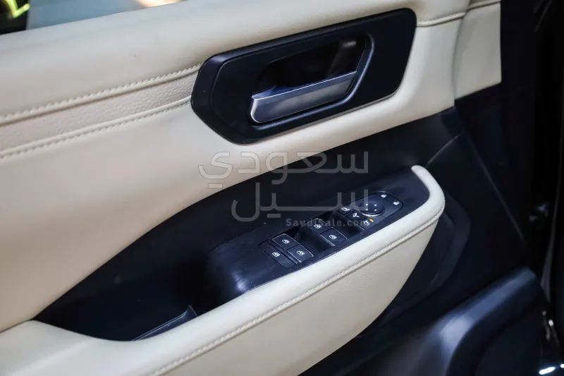 2025 نيسان باترول تيتانيوم