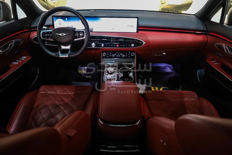 2025 جينيسيس جي في 70