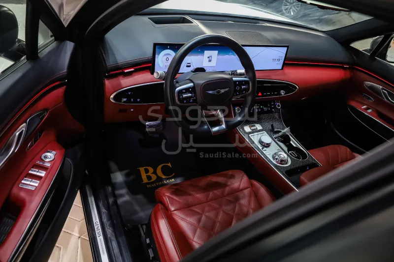 2025 جينيسيس جي في 70