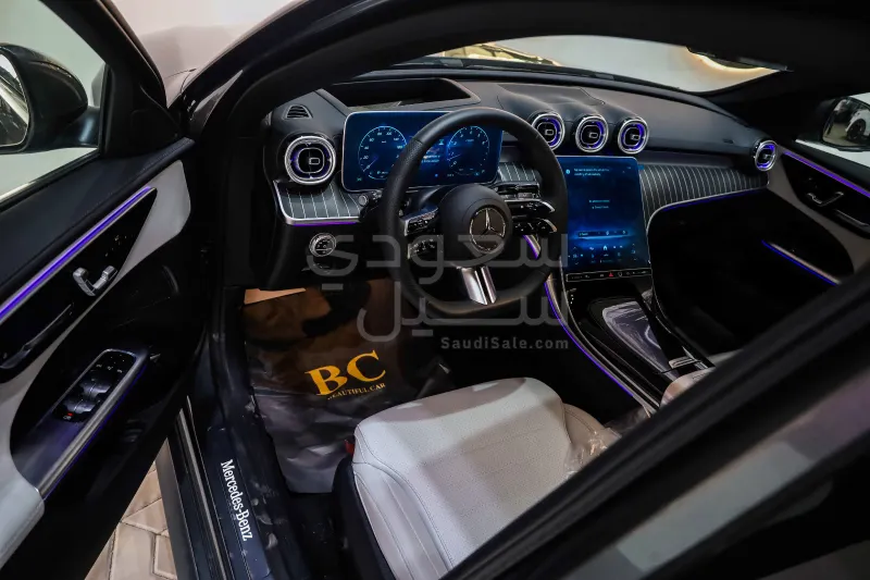 2025 مرسيدس - بنز سي 200