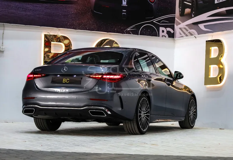 2025 مرسيدس - بنز سي 200