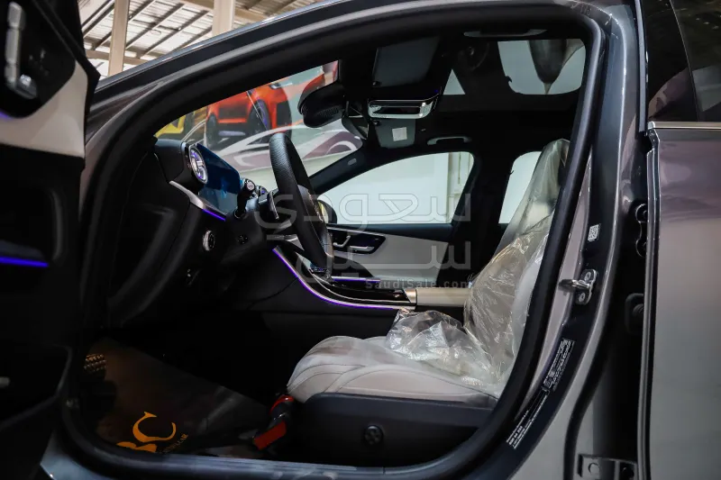 2025 مرسيدس - بنز سي 200