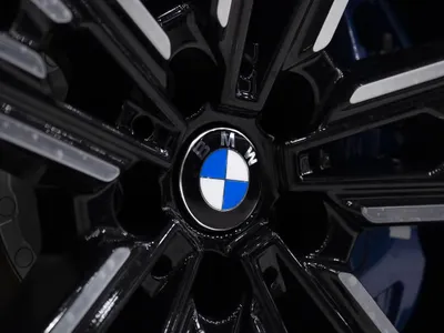 2026 بي ام دبليو الفئة السابعة 735أي