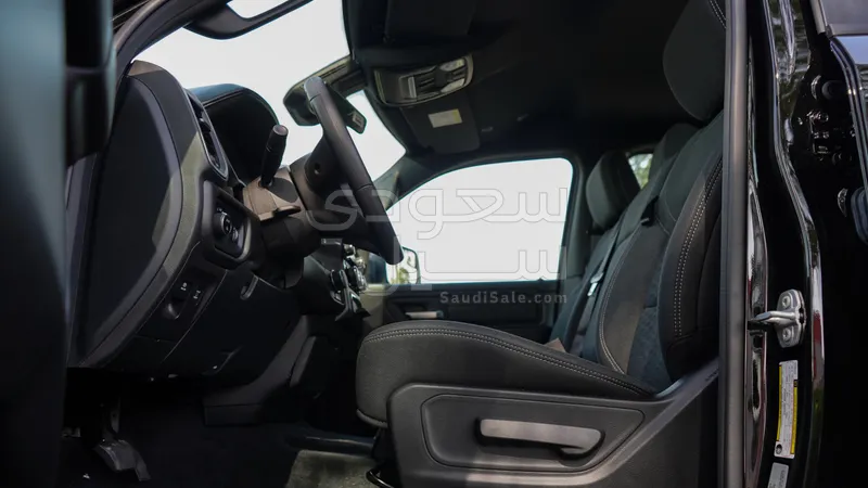 2025 دودج رام