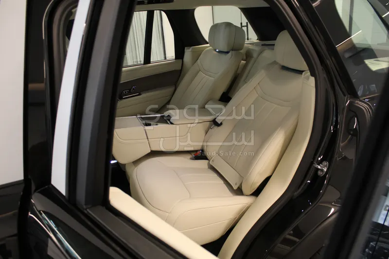 2026 لاند روفر رينج روفر اوتوبيوغرافي