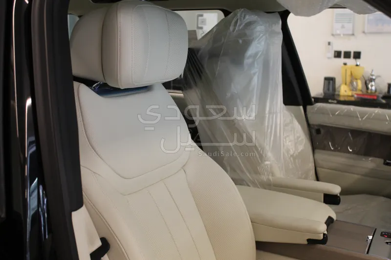 2026 لاند روفر رينج روفر اوتوبيوغرافي