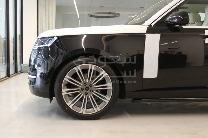 2026 لاند روفر رينج روفر اوتوبيوغرافي