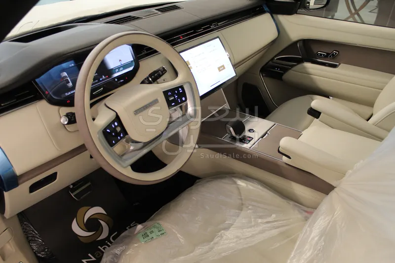 2026 لاند روفر رينج روفر اوتوبيوغرافي