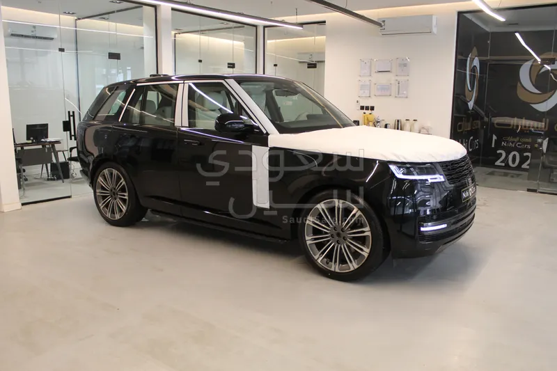 2026 لاند روفر رينج روفر اوتوبيوغرافي