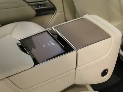 2026 لاند روفر رينج روفر اوتوبيوغرافي