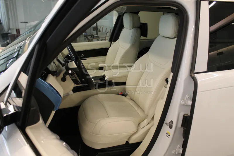 2026 لاند روفر رينج روفر اتش اس اي