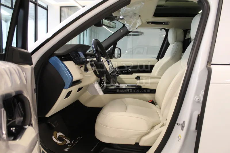 2026 لاند روفر رينج روفر اتش اس اي