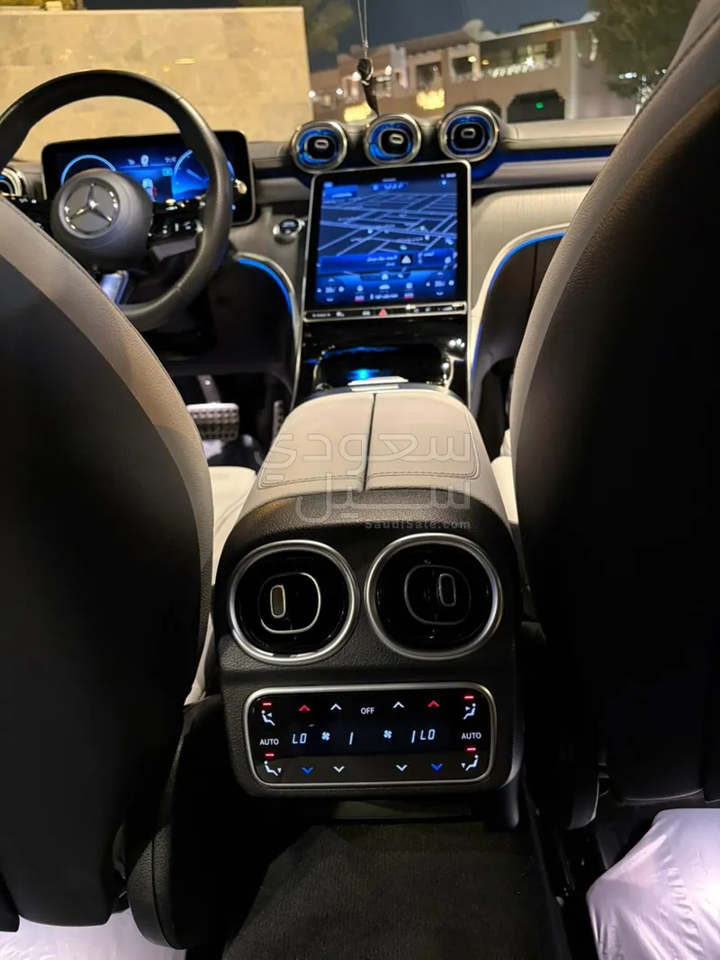 2023 مرسيدس - بنز سي 200