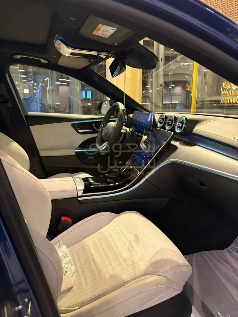 2023 مرسيدس - بنز سي 200