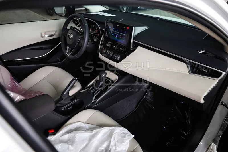 2025 تويوتا كورولا