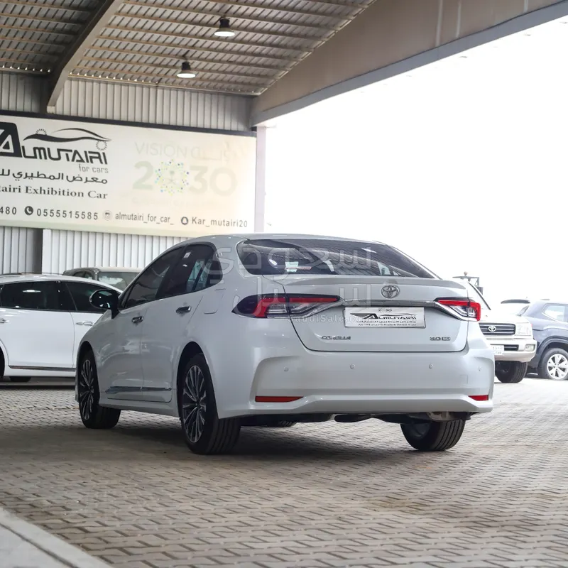 2025 تويوتا كورولا