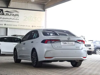 2025 تويوتا كورولا