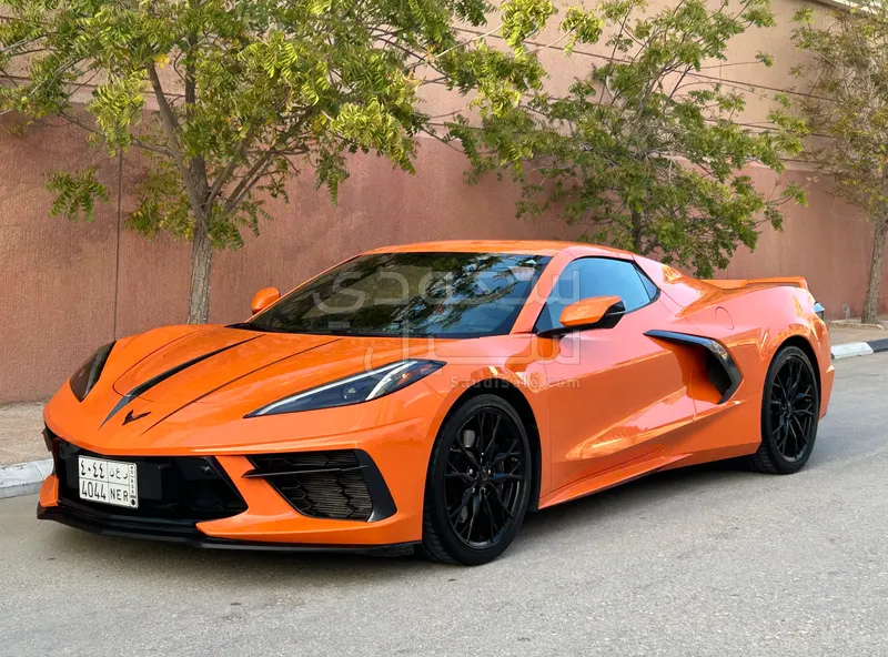 2023 شفروليه كورفيت سي 8