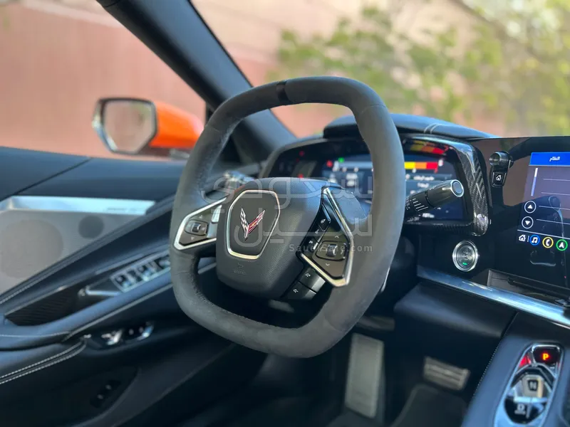 2023 شفروليه كورفيت سي 8