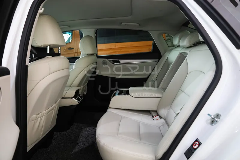 2022 هيونداي ازيرا