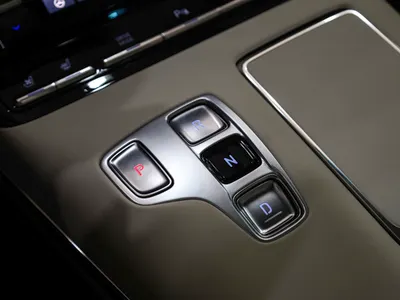 2022 هيونداي ازيرا