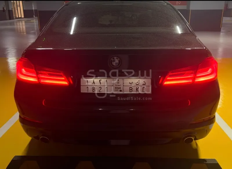 2020 بي ام دبليو الفئة الخامسة 520 أي