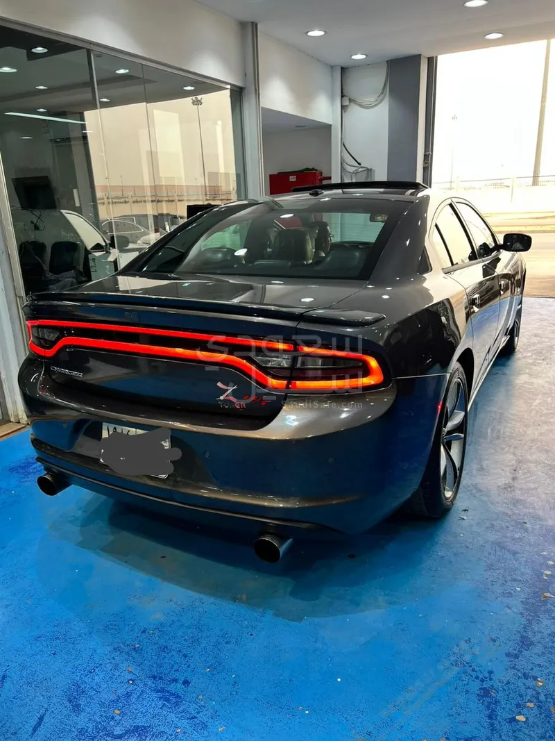 2016 دودج تشارجر ار تي بريميوم