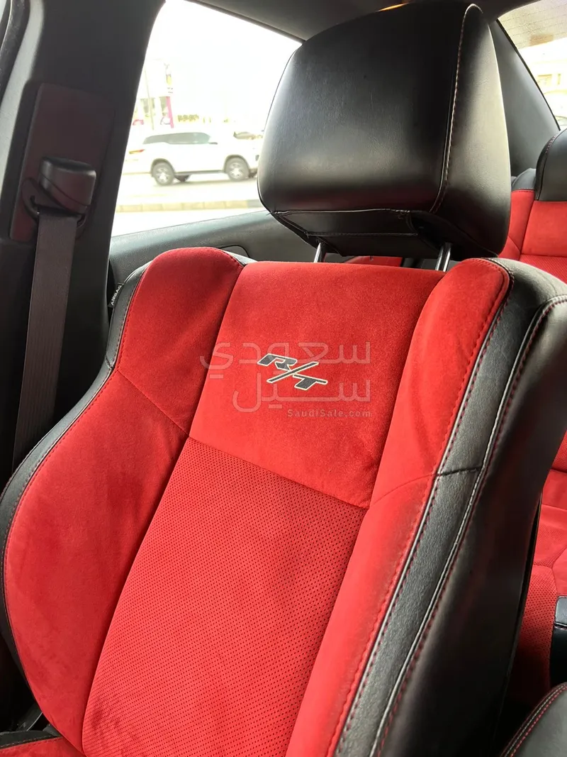 2016 دودج تشارجر ار تي بريميوم