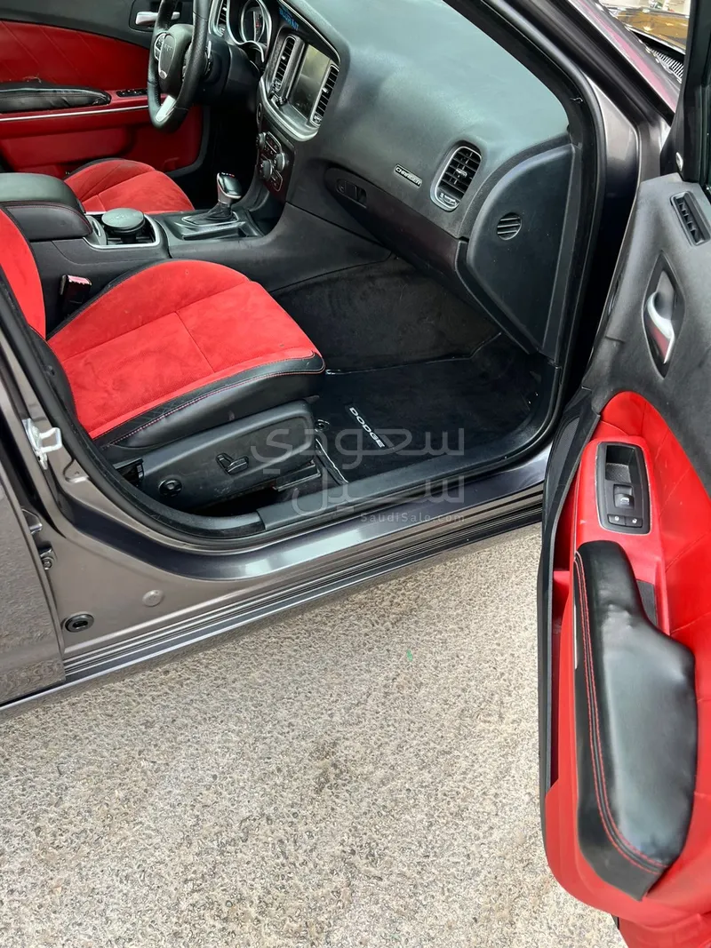 2016 دودج تشارجر ار تي بريميوم