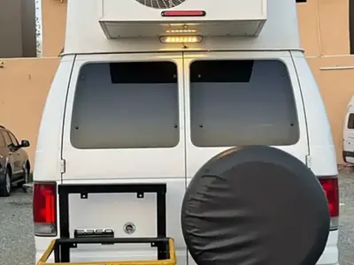 2013 كارافان كارافان